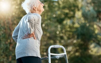 Osteoporosi e allenamento muscolare over 60: la forza aiuta a proteggere le ossa